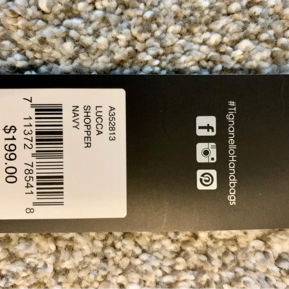 Tignanello Navy NWT Leather Italian Purse - Picture 10 of 11